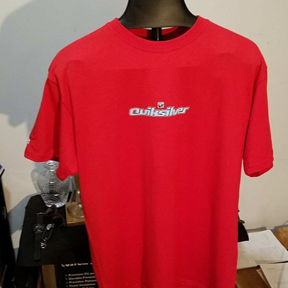 New Quicksilver t-shirt